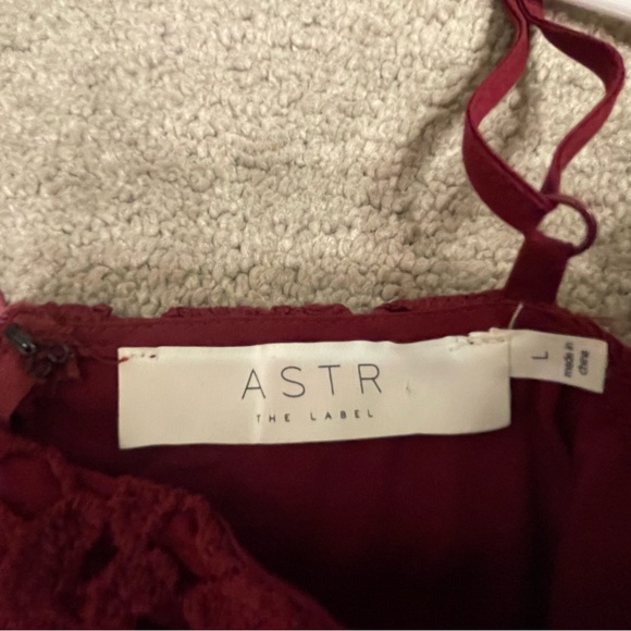Astr the label maroon lace dress - Picture 5 of 5